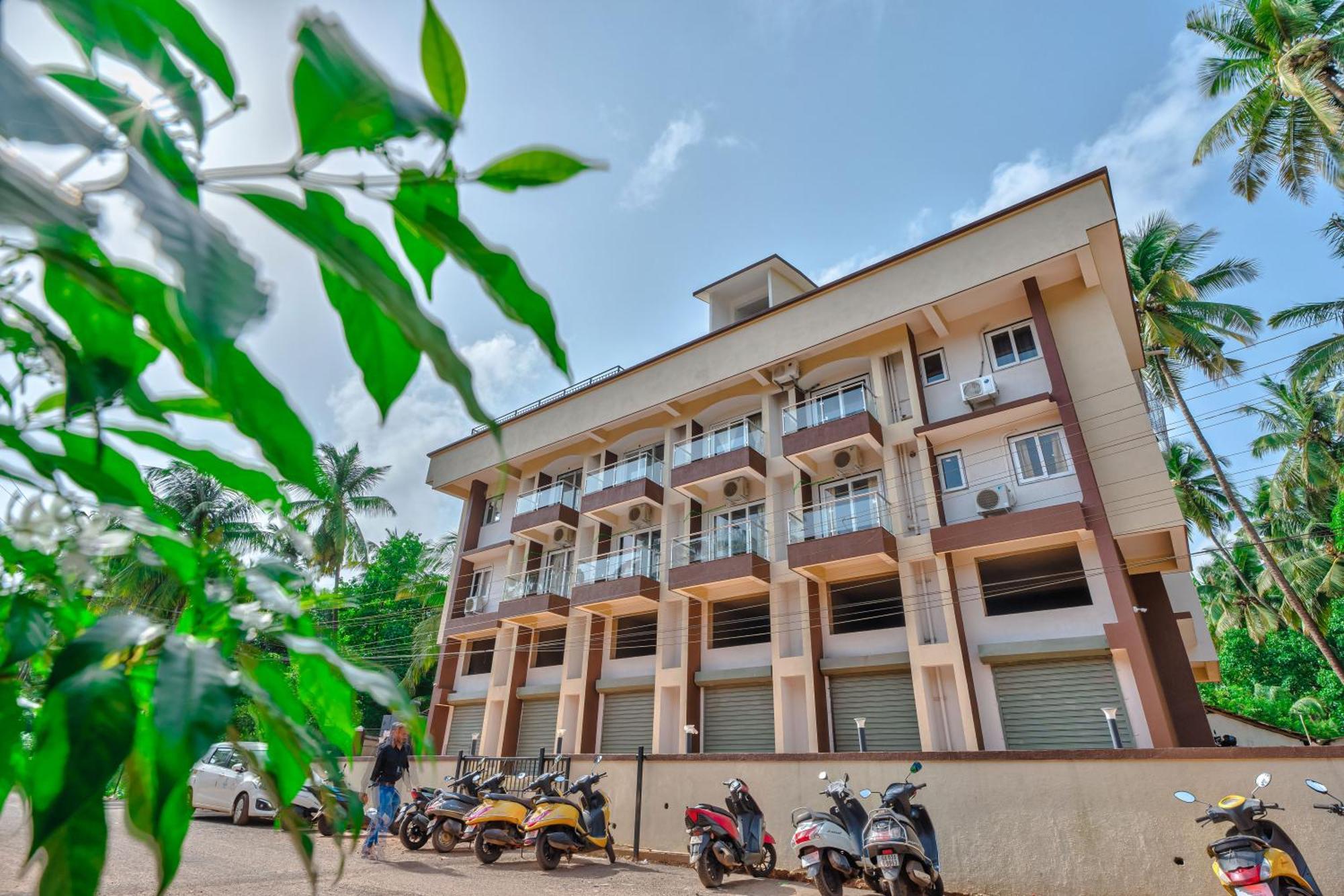 Luxury Apartment Arpora